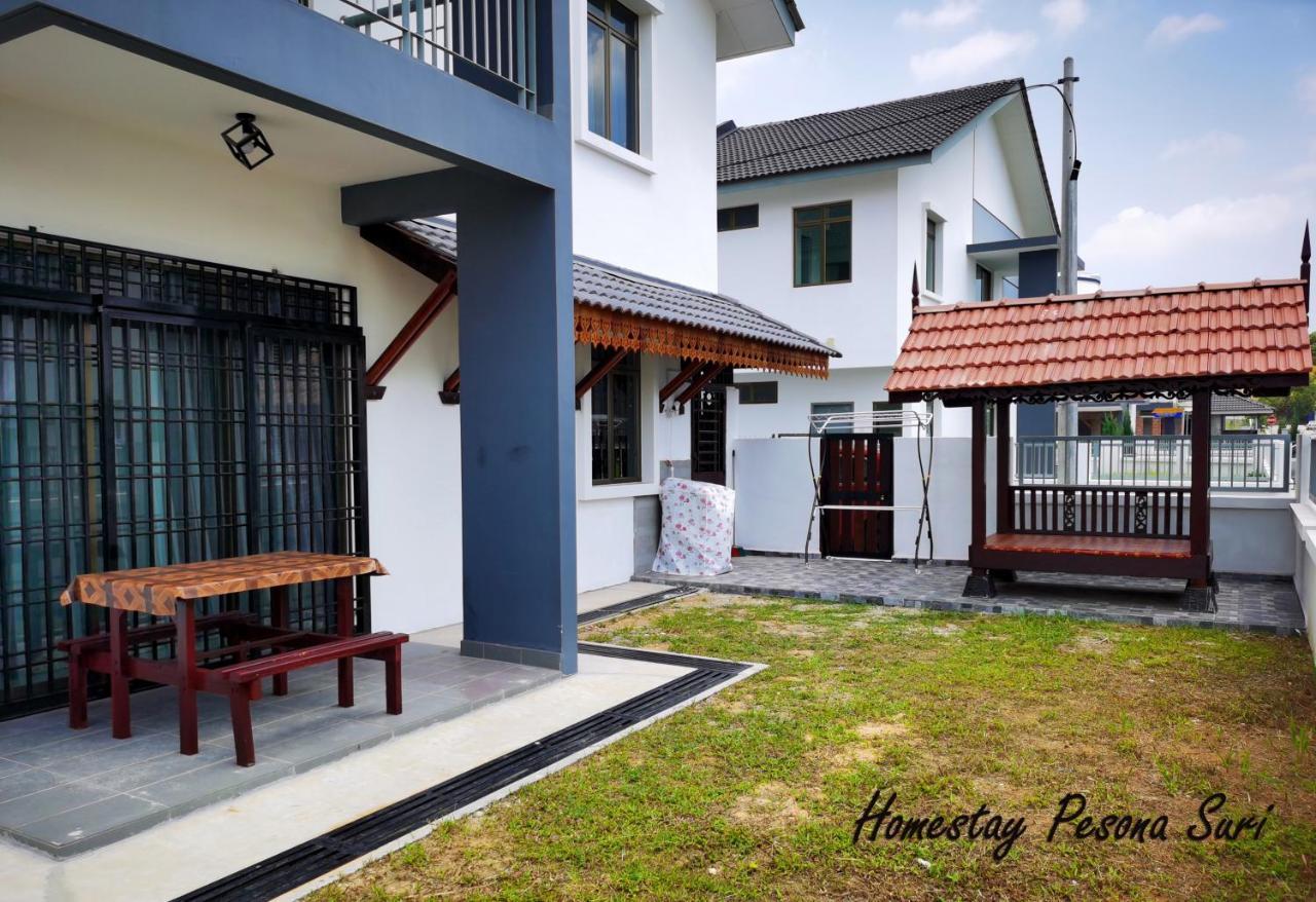 Pesona Suri Homestay Batu Pahat Exteriör bild
